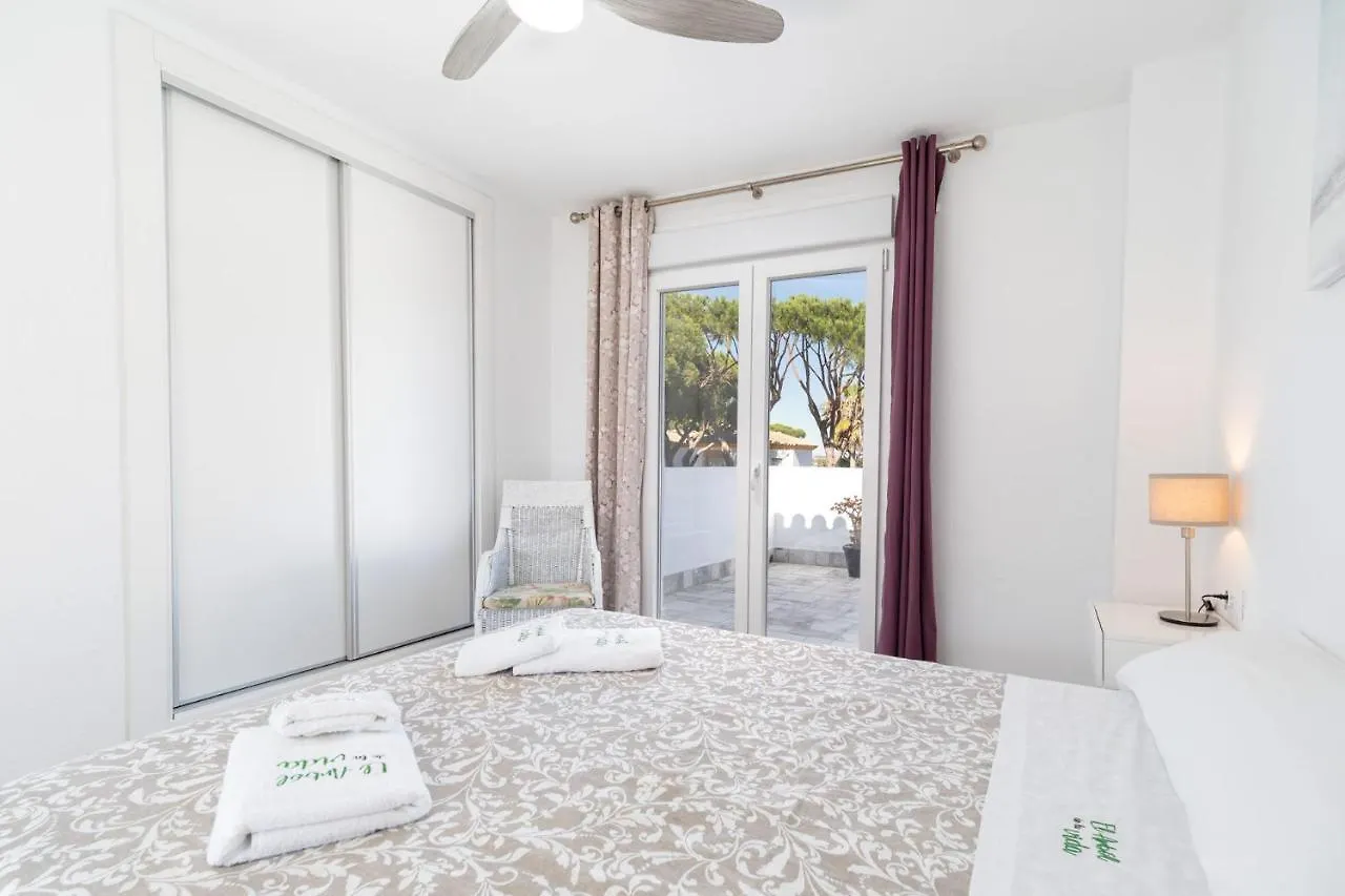 Holiday home Chalet Arbol De La Vida Chiclana de la Frontera Spain